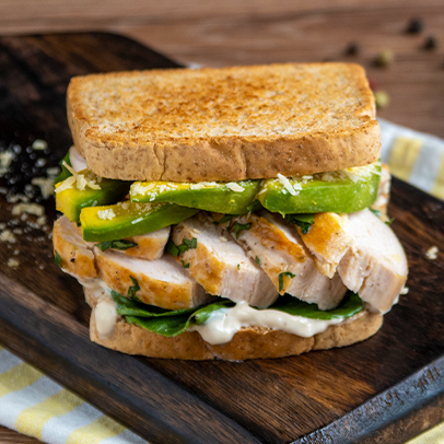 Bocadillos sin gluten César de Pollo de YUMMY Food Truck